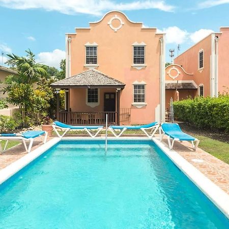 2-Story Townhome With Private Pool, Ideal For Group! Christ Church Exterior photo